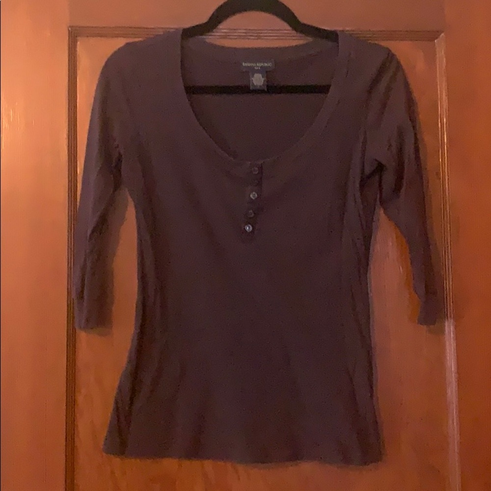 Women’s shirt
